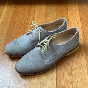 Cole Han Gray Suede Oxford Shoes with Yellow Laces, size 5.5